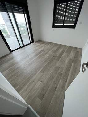 פרקט פולימרי SPC אלון מוברש צבע אפרפר מולבן / מחיר מוזל : image 1