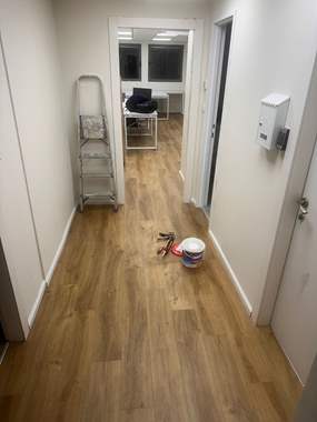 פרקט פולימרי SPC עמיד מים צבע אלון טבעי פראי / מחיר מוזל : image 3 פרקט פולימרי SPC עמיד מים צבע אלון טבעי פראי / מחיר מוזל : image 3